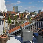 Colodging - Private & Kitchen Homestay