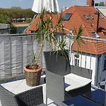Colodging - Private & Kitchen *