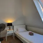 Colodging - Private & Kitchen Homestay *