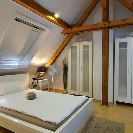 Rum i privatbostad Colodging - Private & Kitchen *