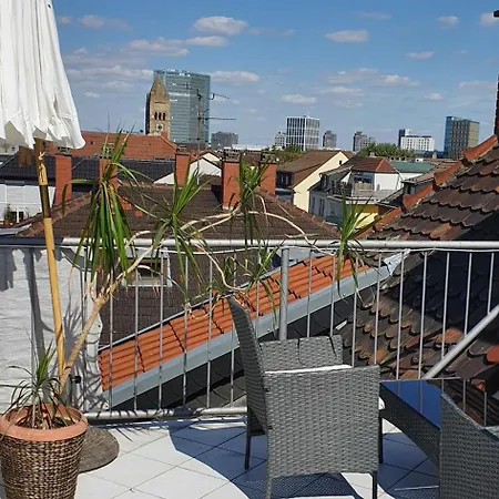 Colodging - Private & Kitchen Homestay