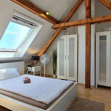 Colodging - Private & Kitchen Homestay Mannheim
