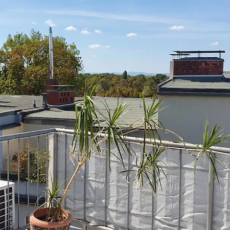 Colodging - Private & Kitchen *