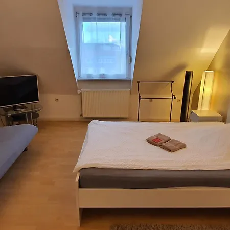 Colodging - Private & Kitchen Homestay