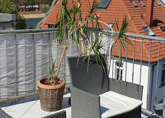 Colodging - Private & Kitchen *