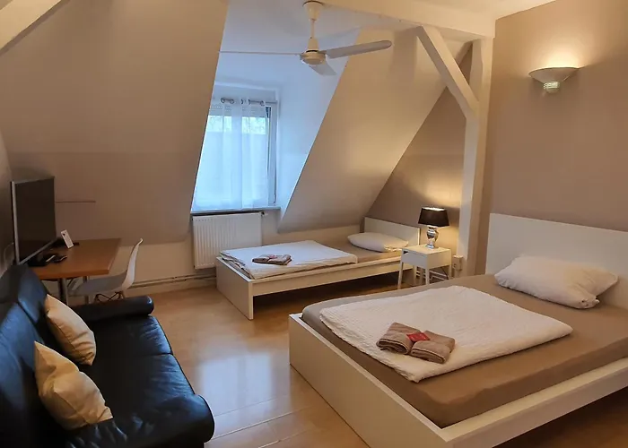 Colodging - Private & Kitchen Homestay szállás