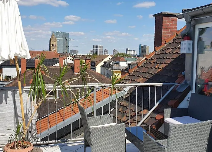 Colodging - Private & Kitchen